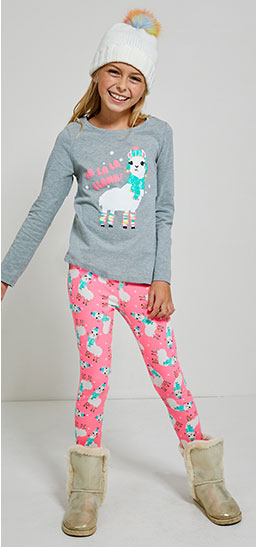 Llama-Rama Outfit
