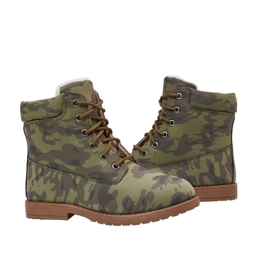 camo lace up boots